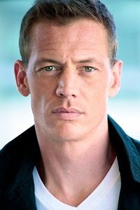 الممثل Ryan Locke