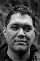 المخرج Sam Akina