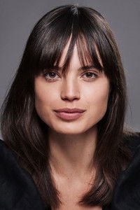 الممثل Samantha Allsop