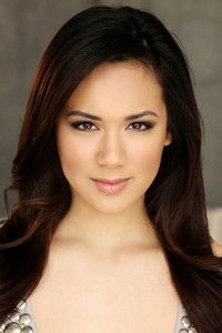 الممثل Samantha Win