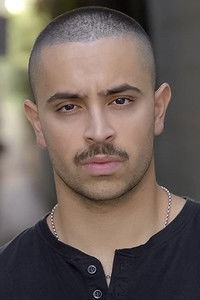 الممثل Sammy Azero