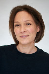 الممثل Sandrine Bisson