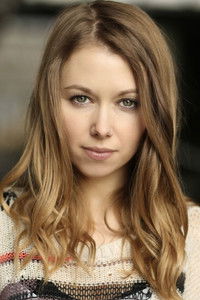 الممثل Sarah Alexandra Marks