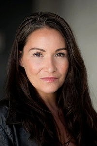 الممثل Sarah Dawn Pledge