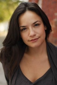 الممثل Sarah Podemski