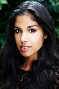 الممثل Sarah Roberts