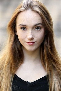 الممثل Scarlet Grace