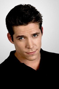 الممثل Sean Maguire