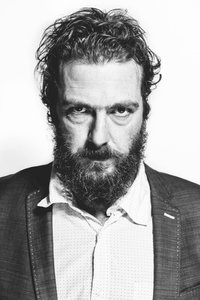 الممثل Sebastien Dewaele