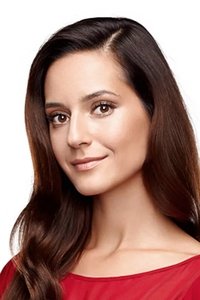 الممثل Sedef Avci