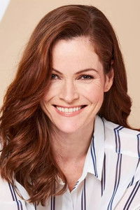 الممثل Selina Giles