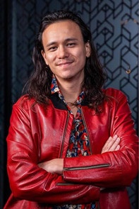 المخرج Shal Ngo