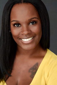 الممثل Shalèt Monique