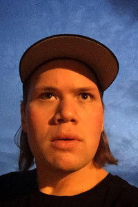 المخرج Shawn C. Phillips