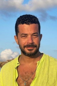 الممثل Sherif Salama