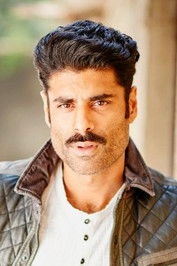 الممثل Sikandar Kher