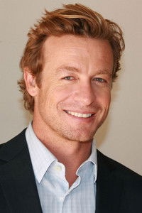 الممثل Simon Baker