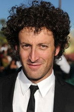 المخرج Simon Brand