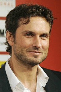 المخرج Simon Verhoeven