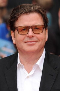 المخرج Simon West