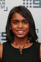 الممثل Simone Landers