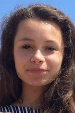 الممثل Sixtine Murat