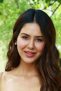 الممثل Sonam Bajwa