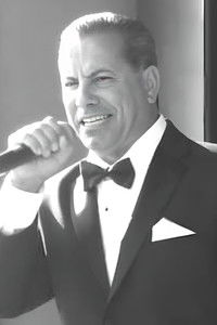 الممثل Sonny Averona Jr.