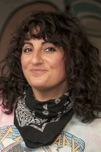 الممثل Steph Tolev