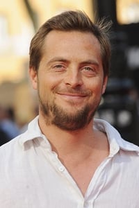 الممثل Stephen Campbell Moore