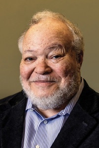 الممثل Stephen McKinley Henderson