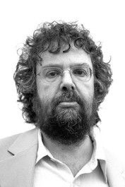 المخرج Stephen Poliakoff