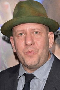 المخرج Steve Pink