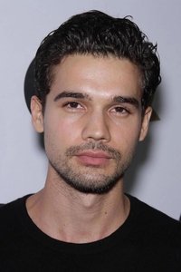 الممثل Steven Strait