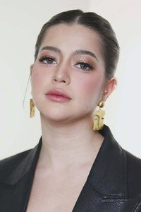 الممثل Sue Ramirez