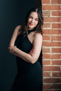 الممثل Sugey Cruz