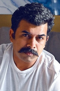 الممثل Sunny Wayne