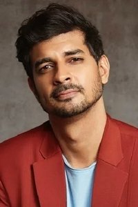 الممثل Tahir Raj Bhasin