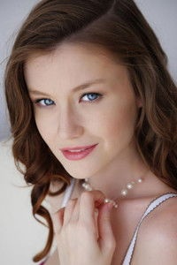 الممثل Tania Fox