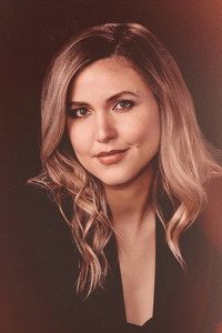المخرج Taylor Tomlinson