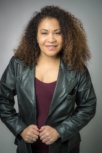 الممثل Teri Ann Nelson