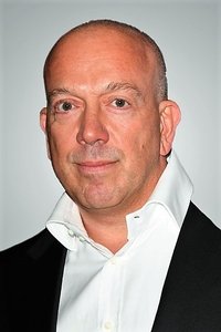 الممثل Terry Stone