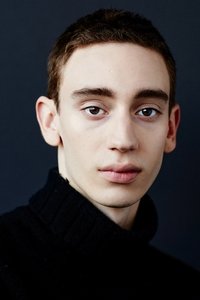 الممثل Théodore Pellerin