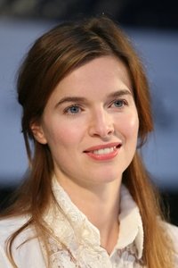 الممثل Thekla Reuten