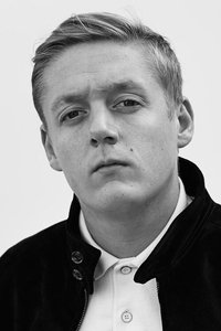 الممثل Thomas Turgoose