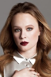 الممثل Thora Birch