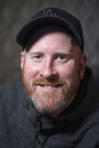 المخرج Tim MacKenzie-Smith
