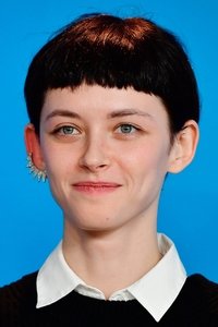 الممثل Tinatin Dalakishvili