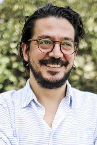 المخرج Tolga Karaçelik