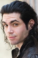 المخرج Tom DeNucci